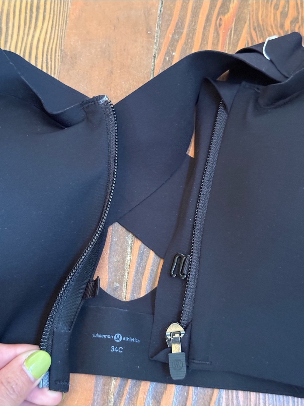Lululemon Enlite Bra Zip Front - Picture 5 of 5